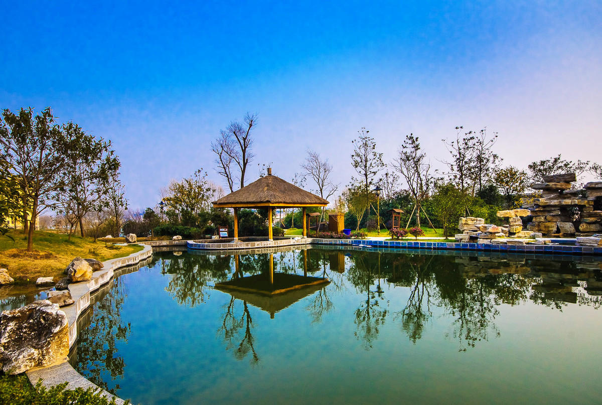 行动力教育仪征天乐湖度假景区拓展基地